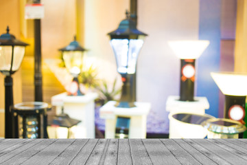 Blurred image of shopping mall and bokeh background