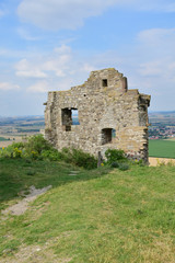 Der Desenberg mit Burgruine bei Warburg