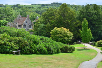 A country home surrounded by woodland in the countryside of Kent.
