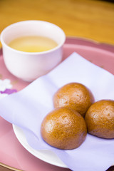 お茶とお饅頭