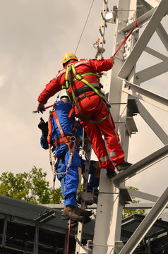 Mannrettung am Mast / Klettern