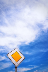 priority road sign (14)