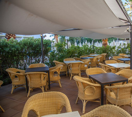 Empty resturant