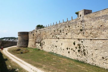 Fototapeta na wymiar Otranto le mura