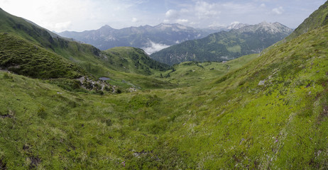 Fototapeta na wymiar Alpenpanorama - Obertauern