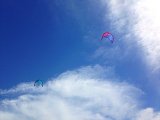 kitesurfing