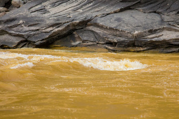 Flowing water in the Animas river after being polluted by an EPA accident at the King Gold mine