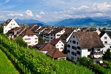 Fototapeta na wymiar Blick auf Altstadt von Rapperswil am Zürichsee