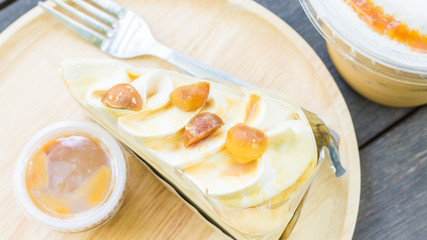 Caramel crape cake with macadamia