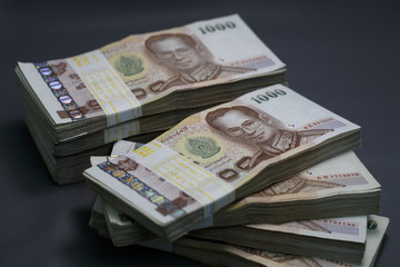 タイバーツ、1000バーツ紙幣の束