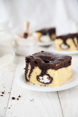 Delicious pound cake with cream