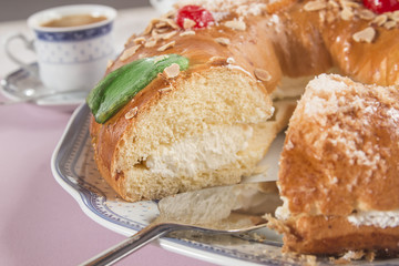 Kings cake, Roscón de Reyes, spanish traditional sweet to eat i
