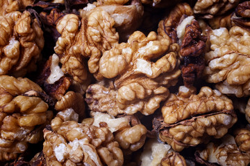 texture of walnuts without shell