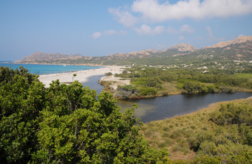 Fototapeta na wymiar Strand auf Korsika