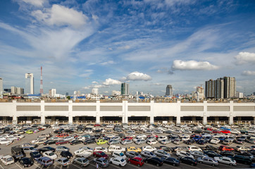cars parked at a park and side lot © martinhosmart083