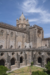 Fototapeta na wymiar Catedral de Évora, Portugal
