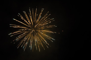 Fuochi artificiale in una notte di festa