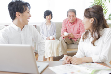 PCで検索する家族