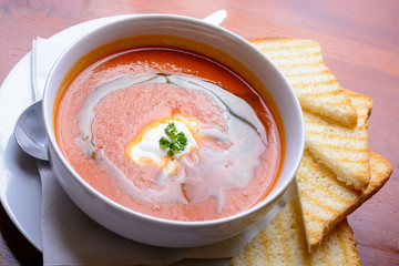 Tomato soup with roasted toasts