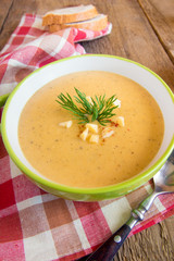 Lentil cream soup