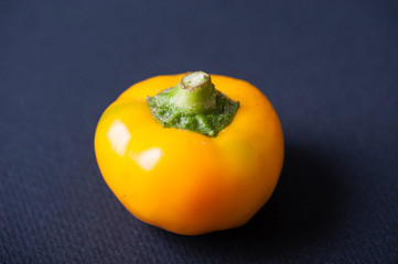 黄色いピーマン