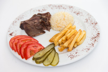 Döner mit Reis und Pommes