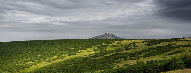 Obraz premium View of the mountain Sniezka, hiking trail along the ridge of mountains