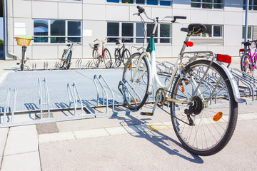 Obraz premium Woman's bicycle parked in a street in wien (Austria)