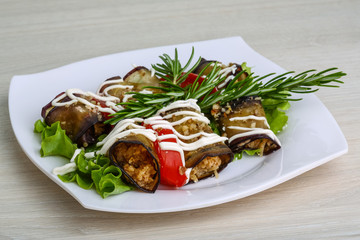 Aubergine roll
