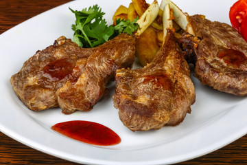 Grilled lamb chops