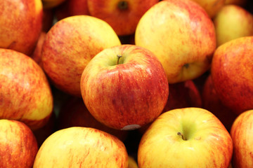 Fototapeta na wymiar fresh apple on market