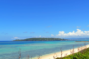 Obraz na płótnie Canvas 沖縄の美しい海