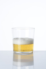 Vaso con cerveza