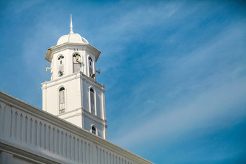 architecture of Masjid Sultan Ismail in Chendering, Kuala Tereng