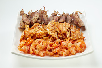 Mixed dry shrimp and squid