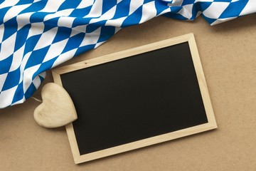 Oktoberfest - Kreidetafel mit Herz