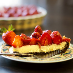 strawberry tart cake with cream filling and baking mold