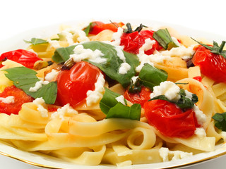 Pasta Collection - Fettucini with tomatoes, basil and mozarella
