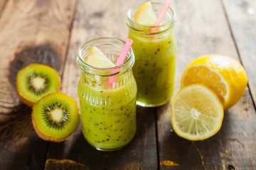 cocktail from a kiwi and a lemon