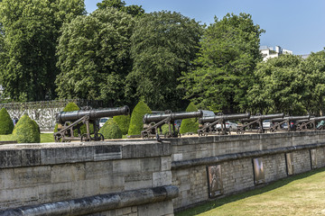Fototapeta na wymiar Historic Napoleonic artillery gun near Les Invalides in Paris.