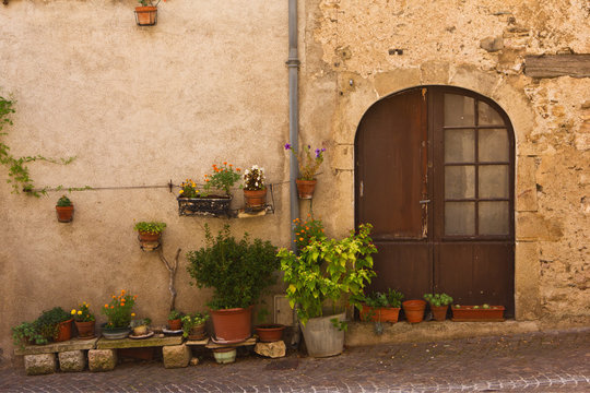 Hausfassade in Olargues