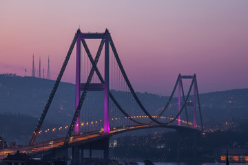 Fototapeta na wymiar Bosphorus Bridge and traffic at night