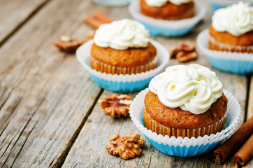 carrot cupcake