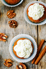 carrot cupcake