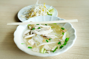 Asian cuisine, Chicken rice noodles in soup
