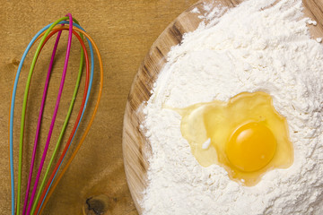 Basic ingredients for baking bakery products