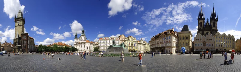 Foto auf Glas Panorama des Altstädter Rings von Prag © rgraz