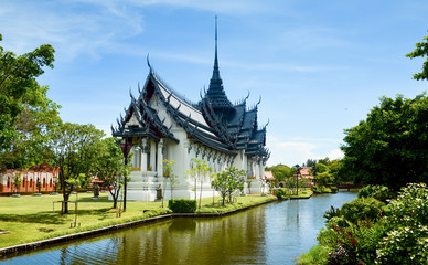 Fototapeta na wymiar Sanphet Prasat Palace -- Famous Palace in Ayutthaya