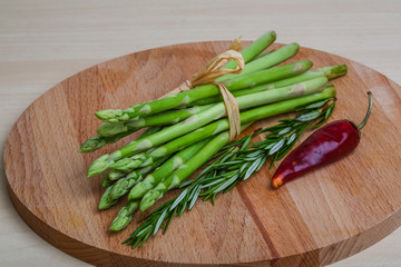 Raw asparagus