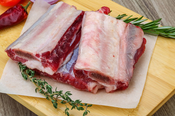 Raw beef ribs